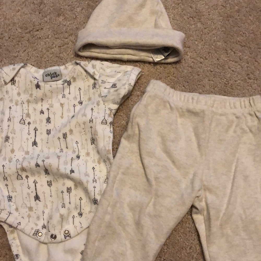 Chick pea outfit